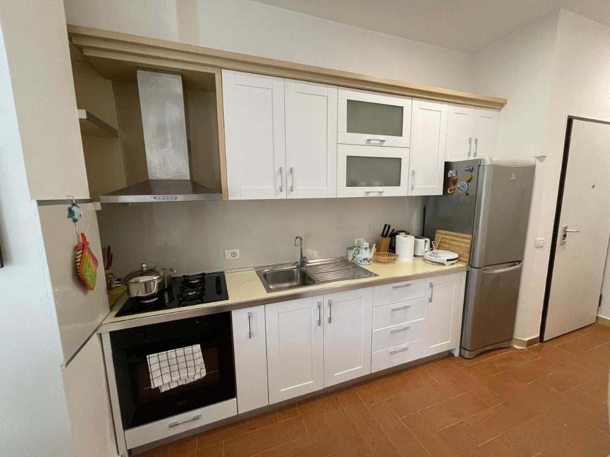 Gjiri Lalzit Apartment Durrës Eksteriør billede